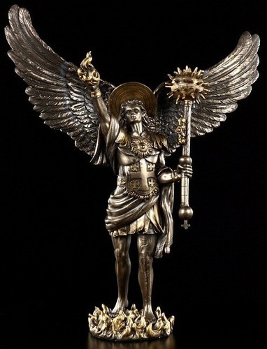 Guerriero del cielo statua - guerriero,